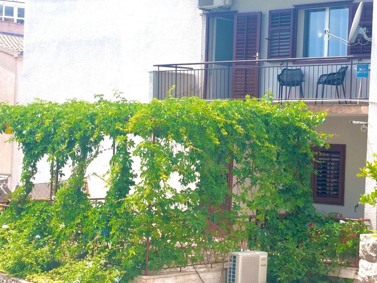 Apartment Fila - Large & Close To The Beach Makarska Eksteriør billede